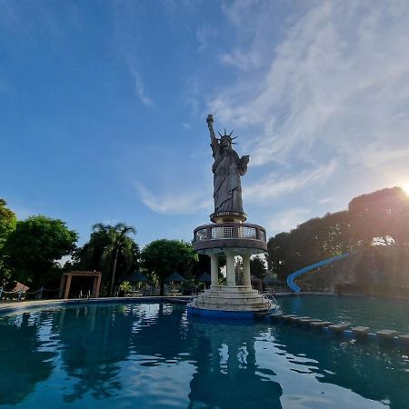 Libertyland Waterpark Resort Dau Esterno foto