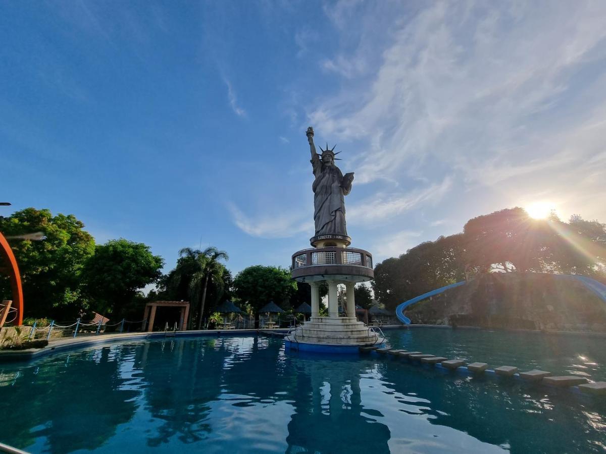 Libertyland Waterpark Resort Dau Esterno foto