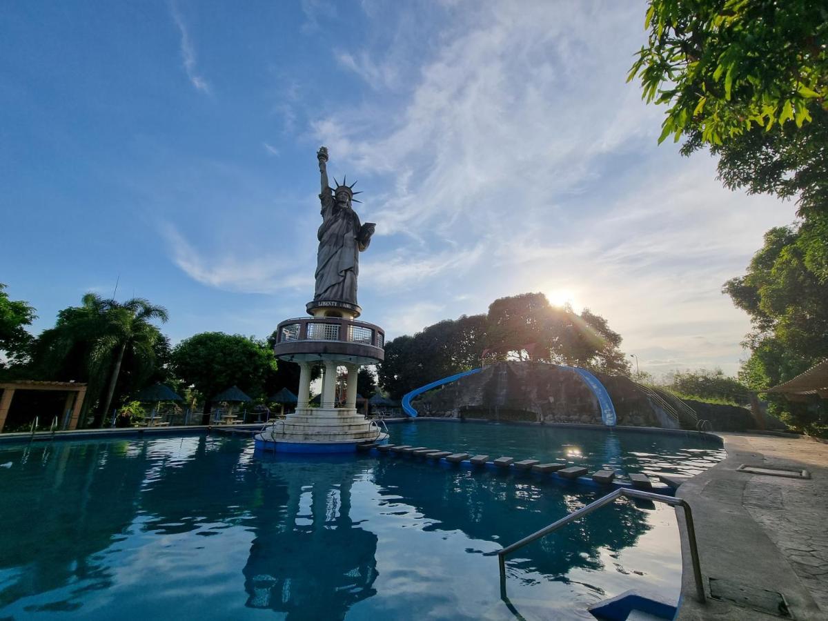 Libertyland Waterpark Resort Dau Esterno foto
